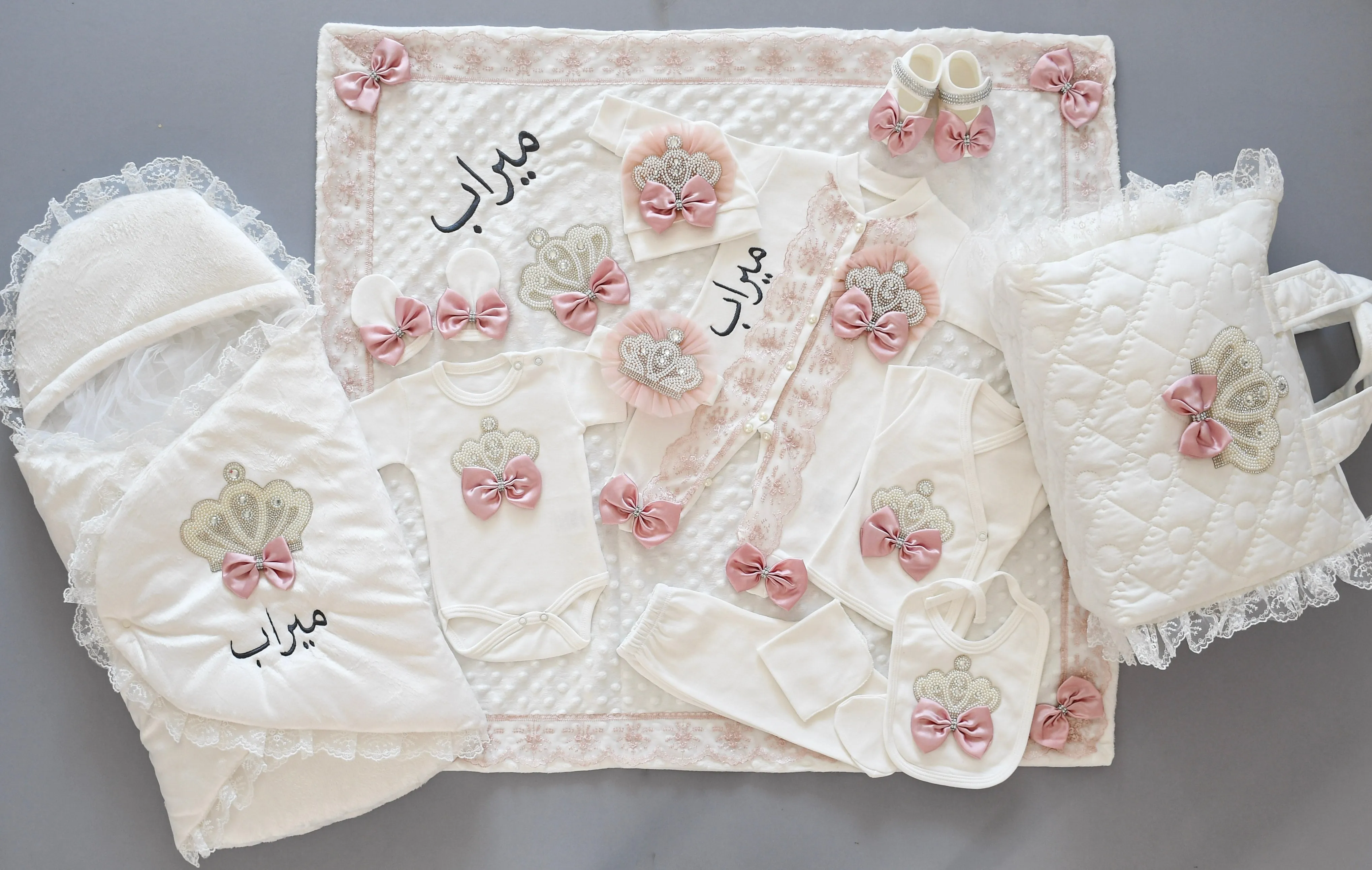 Coming Home Personalised Newborn Girl Set