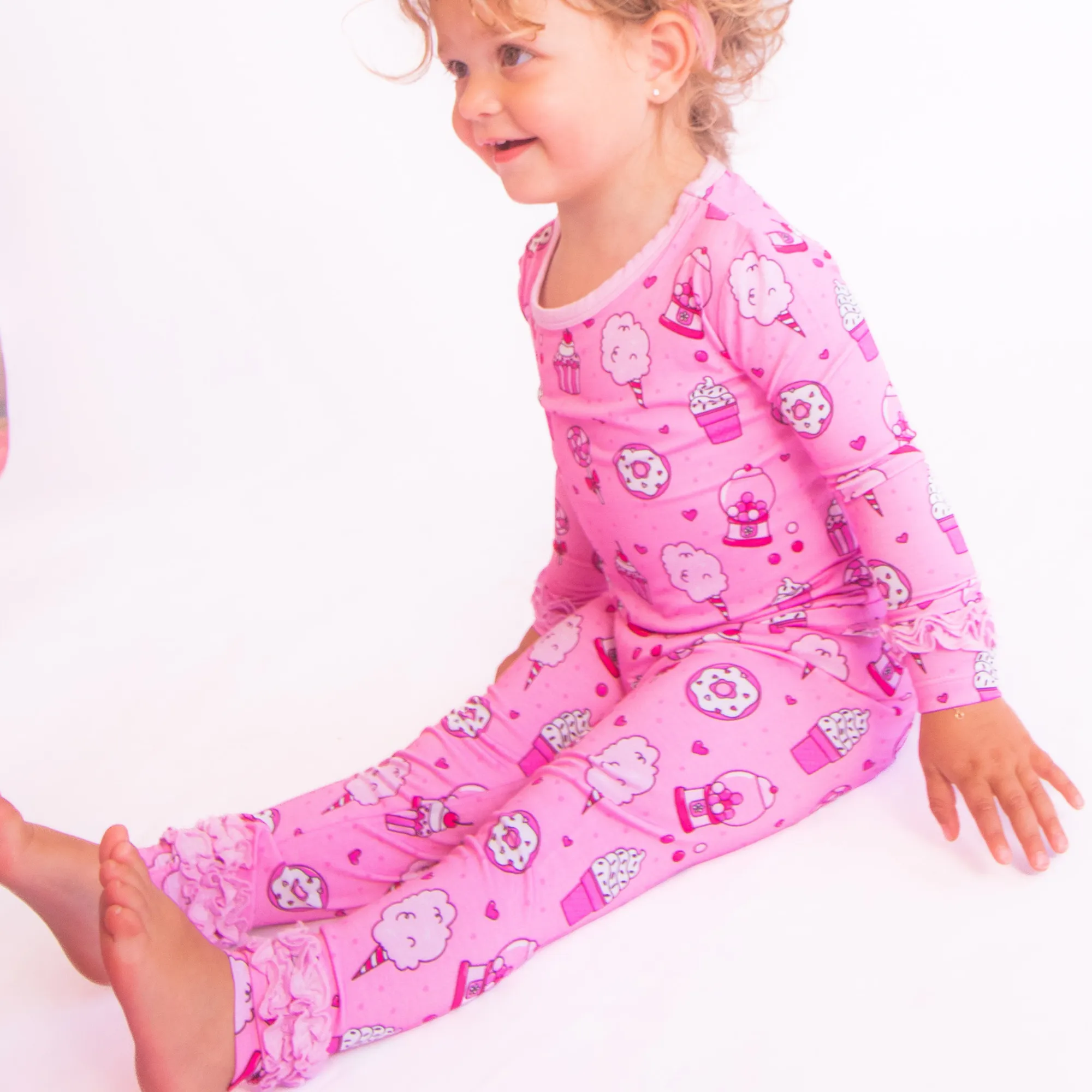 Kiki   Lulu x Rydel SWEETIE Long Sleeve Ruffle Pajamas