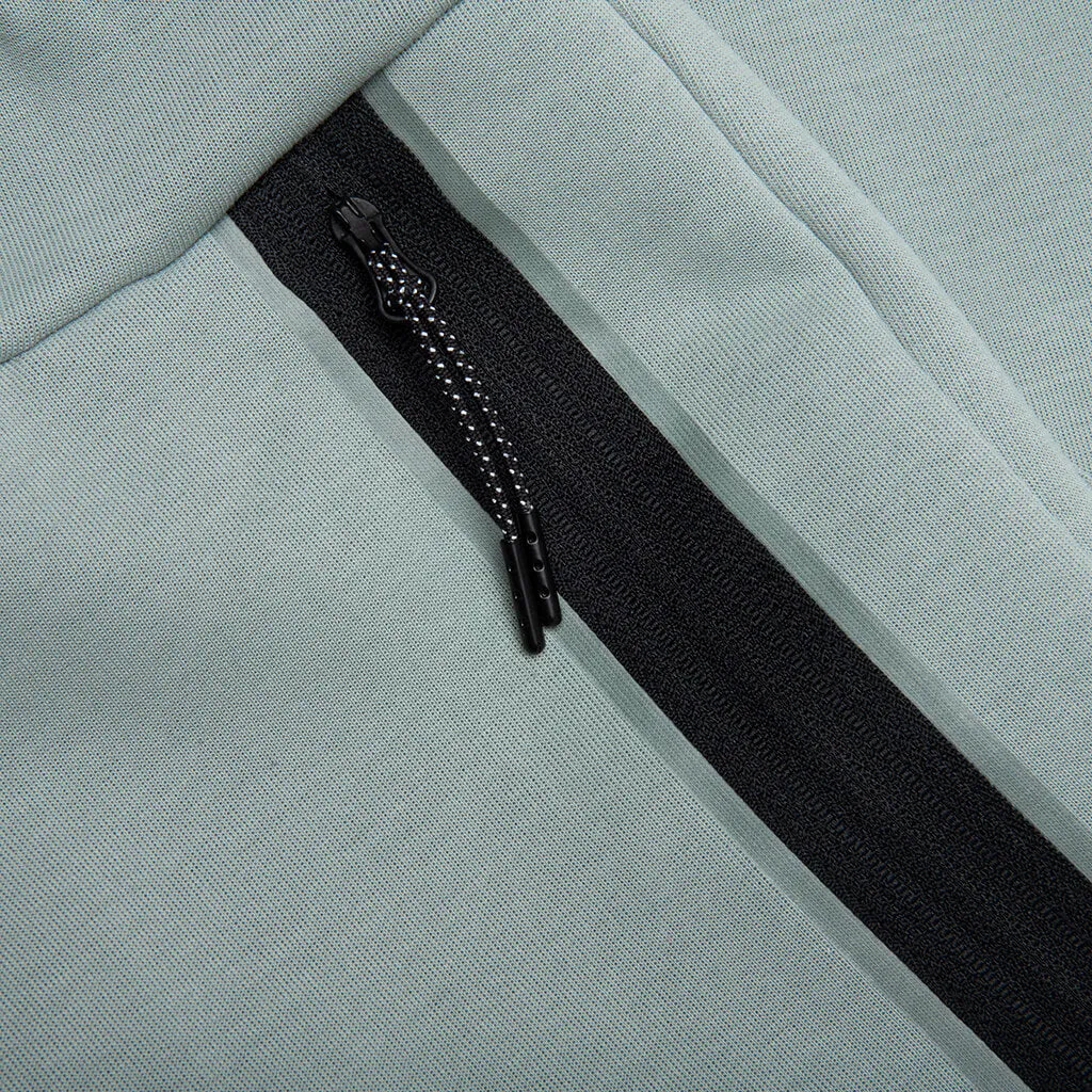 Sportswear Tech Fleece Joggers - Mica Green/Black