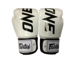 泰拳拳套 Thai Boxing Gloves : Fairtex BGV1 ONE White